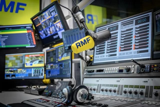 RMF FM jaka częstotliwość Warszawa - poznaj najlepsze opcje nadawania RMF FM jaka częstotliwość Warszawa - poznaj najlepsze opcje nadawania